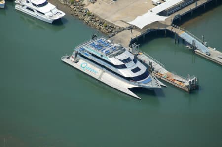 Aerial Image of QUICKSILVER JET CAT.