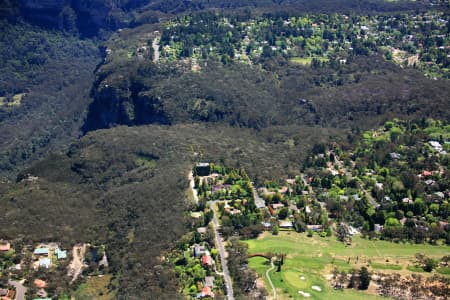 Aerial Image of SOUTH LEURA.