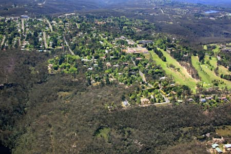 Aerial Image of LEURA AND LEURA GOLF COURSE.