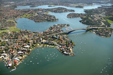 Aerial Image of DRUMMOYNE LOOKING SOUTH WEST.