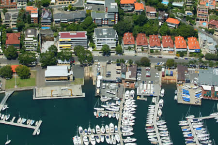 Aerial Image of CRUISING YACHT CLUB.