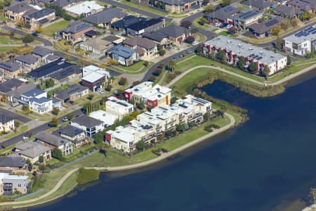 Aerial Image of LAKESIDE PARK ESTATE PAKENHAM