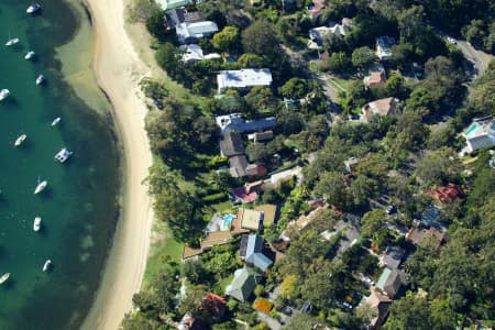 Aerial Image of WATERFRONT HOMES AT CLAREVILLE BEACH.