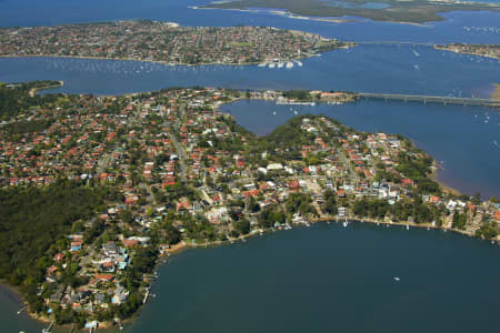Aerial Image of SHIPWRIGHTS BAY TO CARTERS ISLAND.
