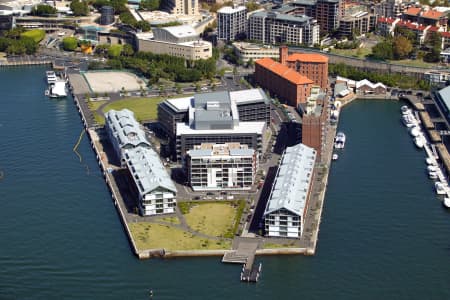 Aerial Image of DARLING ISLAND.