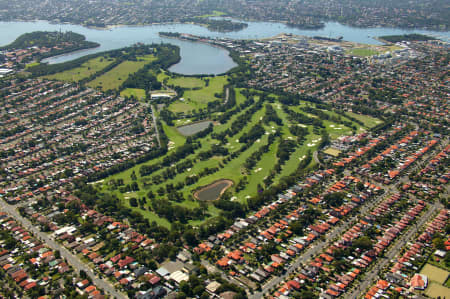 Aerial Image of CONCORD GOLF CLUB.