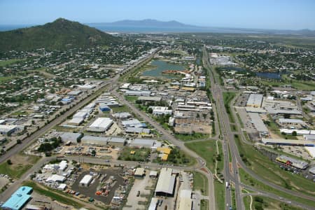 Aerial Image of INGHAM ROAD AND WOOLCOCK STREET.