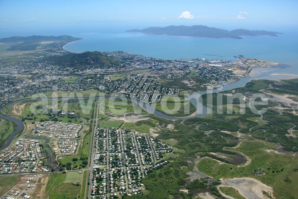 Aerial Image of Oonoonba to City