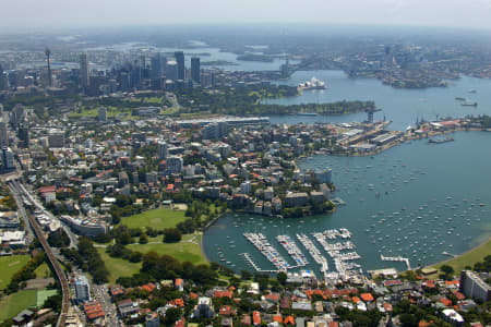 Aerial Image of DARLING POINT TO CITY.