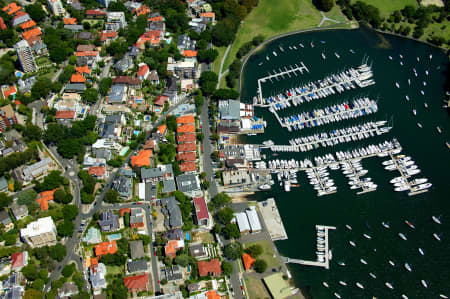 Aerial Image of CRUISING YACHT CLUB.