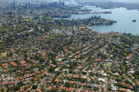 Aerial Image of BELLEVUE HILL TO CITY.