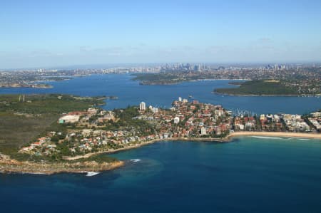 Aerial Image of SHELLY BEACH  MANLY TO CITY
