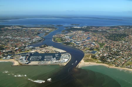 Aerial Image of MANDURAH AND HALLS HEAD.