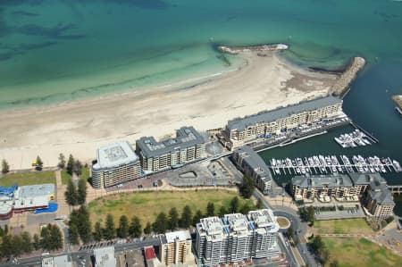 Aerial Image of APARTMENT BUILDINGS IN GLENELG.