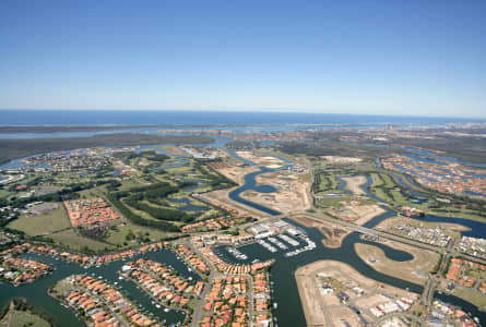 Aerial Image of HOPE ISLAND TO PARADISE POINT.