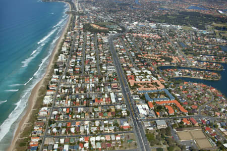 Aerial Image of TURTLE BEACH RESORT IN MERMAID BEACH.