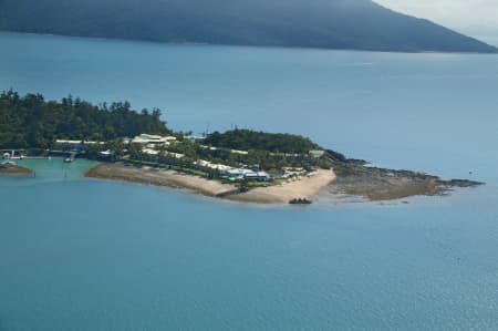 Aerial Image of DAYDREAM ISLAND RESORT AND SPA.