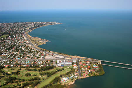 Aerial Image of CLONTARF AND WOODY POINT.