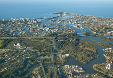 Aerial Image of MOUNTAIN CREEK TO POINT CARTWRIGHT.