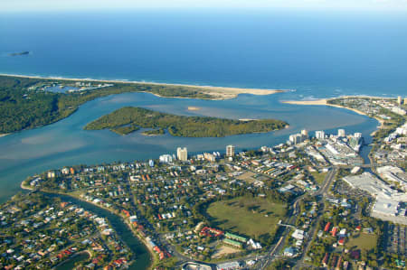 Aerial Image of MAROOCHYDORE, MAROOCHY RIVER AND GOAT ISLAND.