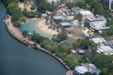 Aerial Image of SOUTH BANK STREETS BEACH