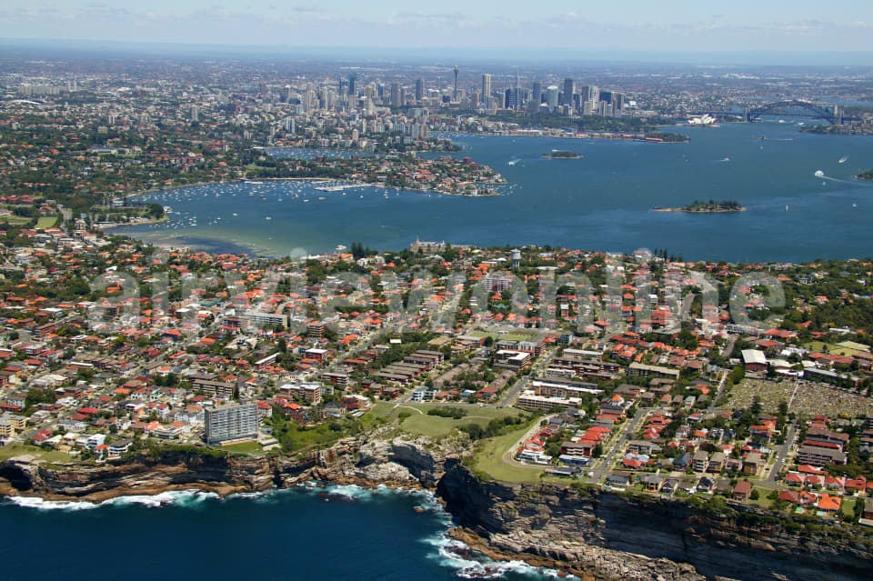Aerial Image of Vaucluse to the City