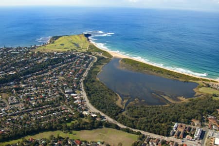 Aerial Image of DEE WHY LAGOON