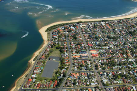 Aerial Image of ETTALONG MEETS OCEAN