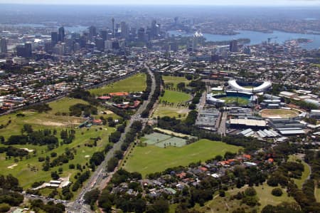Aerial Image of MOORE PARK AND THE CITY