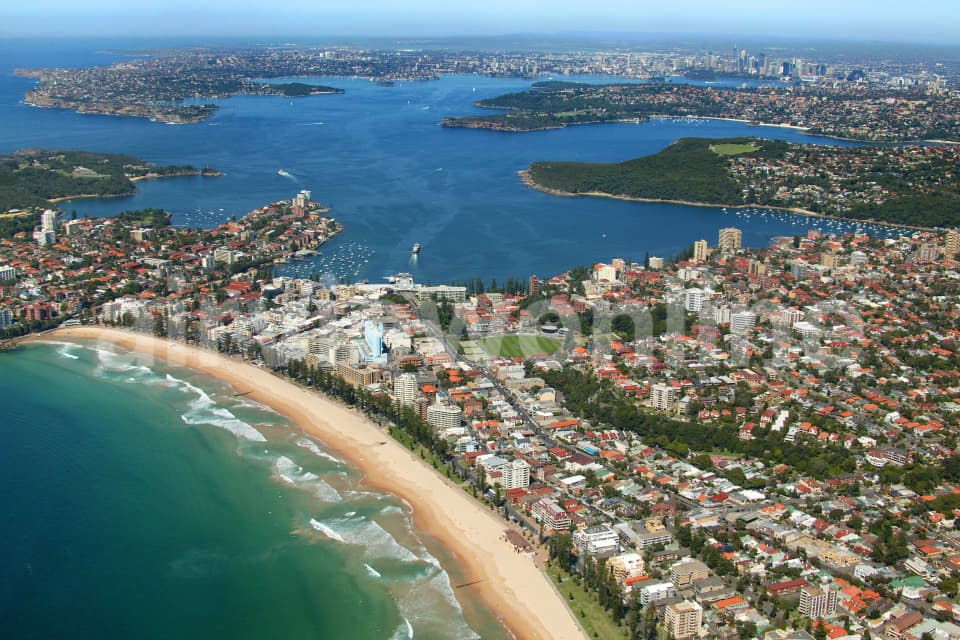 Aerial Image of Manly to the South