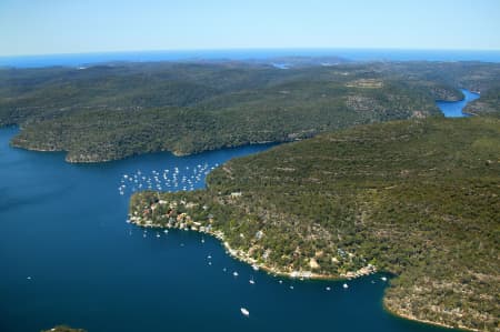 Aerial Image of COTTAGE POINT