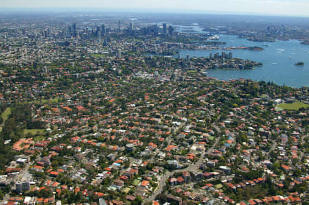 Aerial Image of BELLEVUE HILL AND THE CITY