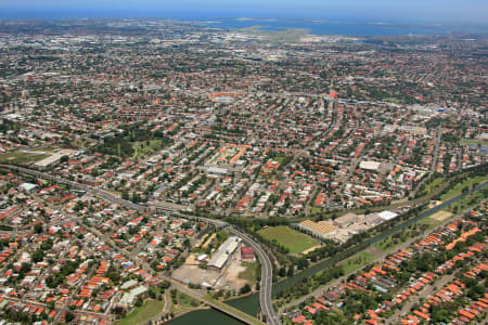 Aerial Image of SOUTH FROM LILYFIELD