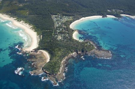 Aerial Image of BENDALONG AND RED HEAD