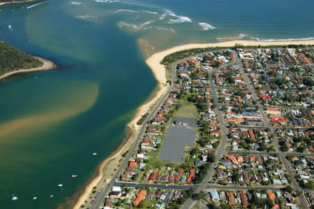Aerial Image of ETTALONG BEACH