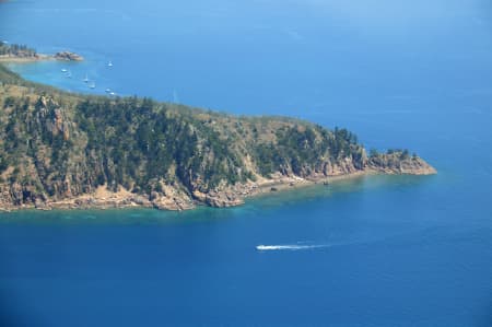 Aerial Image of HAYMAN\'S DOLPHIN POINT