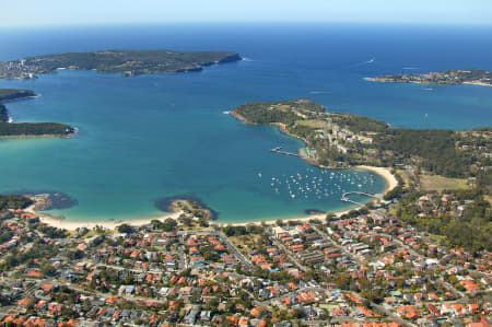 Aerial Image of BALMORAL  AND MIDDLE HARBOUR