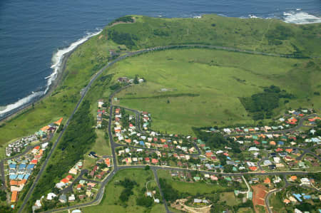 Aerial Image of LENNOX HEAD