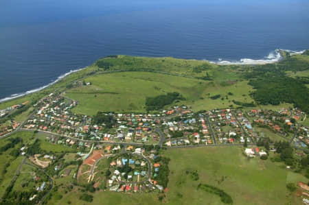 Aerial Image of LENNOX HEAD