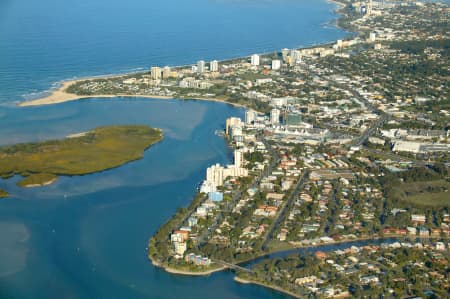 Aerial Image of MAROOCHYDORE AND ALEXANDRA HEADLAND