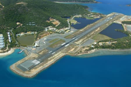 Aerial Image of HAMILTON ISLAND AIRPORT