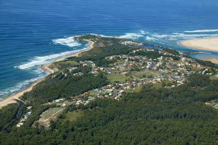 Aerial Image of NAMBUCCA HEADS AND BEILBYS BEACH