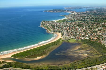 Aerial Image of DEE WHY LAGOON