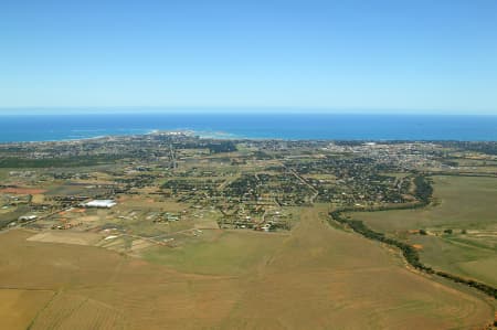 Aerial Image of GERALDTON FROM THE EAST