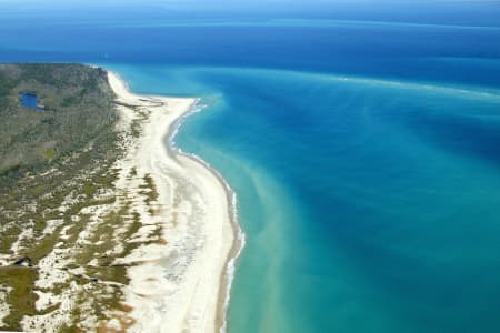 Aerial Image of MORETON ISLAND