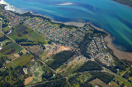 Aerial Image of POINT TALBURPIN