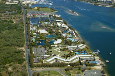 Aerial Image of SEAWORLD AND NARA RESORT.