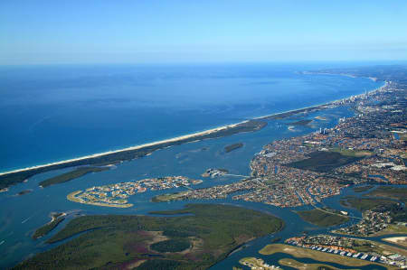 Aerial Image of PARADISE POINT TO SURFERS PARADISE.