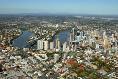 Aerial Image of FORTITUDE VALLEY AND KANGAROO POINT.