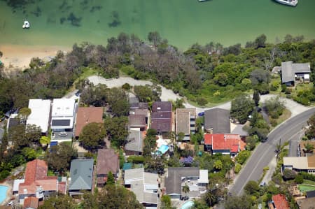 Aerial Image of CASTLE ROCK CRESCENT.